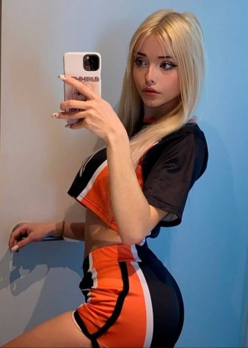 Кристина, Г. Зерноград